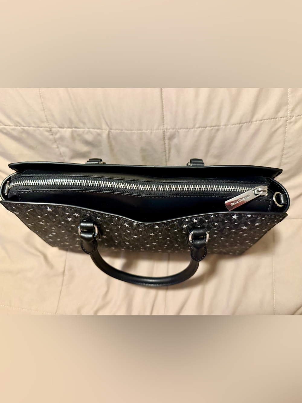 Michael Kors Black Star-Print Arden Leather Satchel with matching wallet - Picture 9 of 13